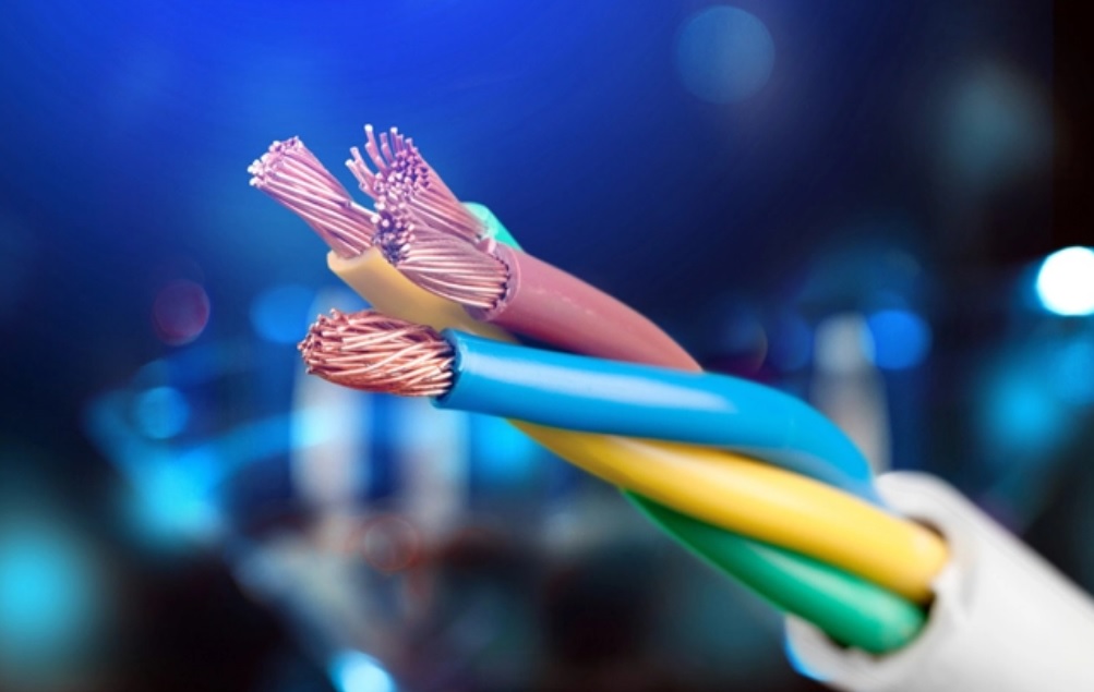 تأثیر قطر کابل افشان بر ایمنی و کارایی برق