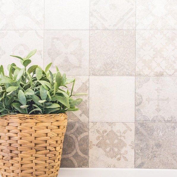 کاشی کرم ساده